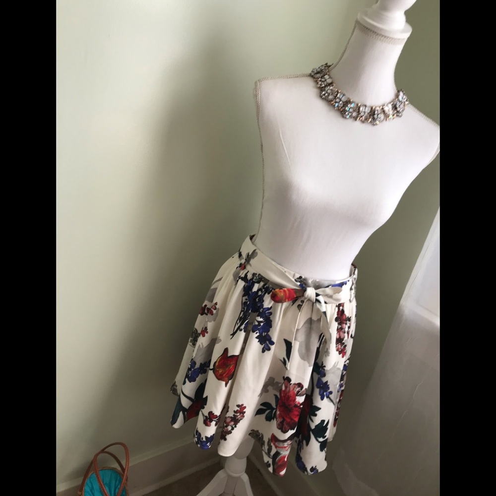 Floral express skirt